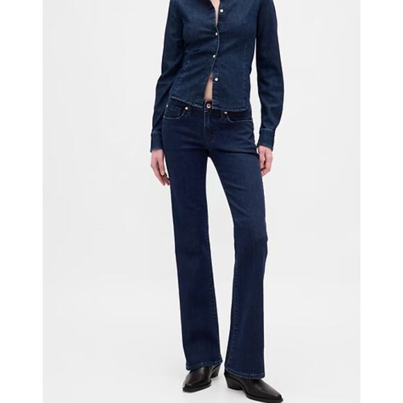 NWOT Women's Gap Long and Lean Low Rise Bootleg cut Jeans, Dark Blue, Sz 25R - Picture 1 of 12